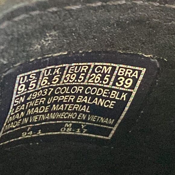 Sketchers Black Vaso-Fideos Leather Sneaker - Picture 13 of 13